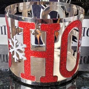 PRE-OWNED Bath & Body Works Red and Silver Holiday Candle Holder 🎅 HO HO